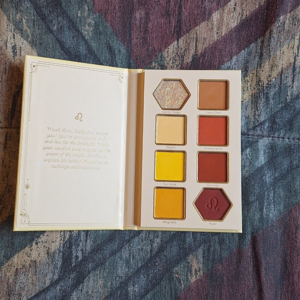 💛 Sheglam Zodiac “Lively Leo” Eyeshadow Palette – Lightly Used 💛